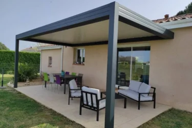 Installation d'une pergola à Berat